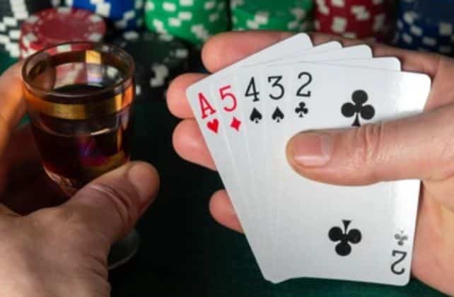 אומהה פוקר טיפים לאומהה וחוקים בסיסים ומתקדמים